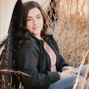 Meet your Posher, Riley